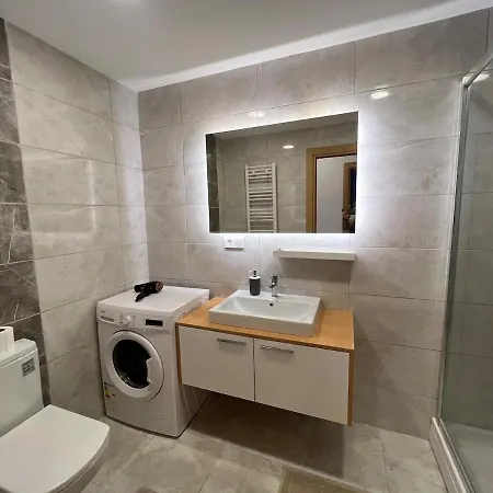 Luxury Designed Comfortable 2 & 1 Living Free Parking Garaj Estambul